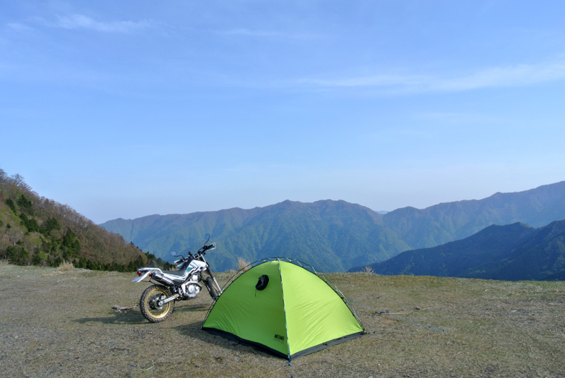 新緑の剣山スーパー林道キャンプツーリング コテツのアクティブ雑記帳